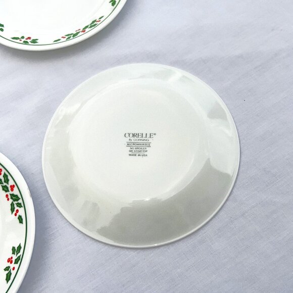 Grp 2 Corelle Holly Days Bread Butter Dessert Plates Holly Berries Set of 6 - Picture 3 of 7